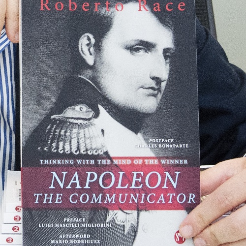Napoleon the Communicator: Thinking with the mind of the winner di Roberto Race