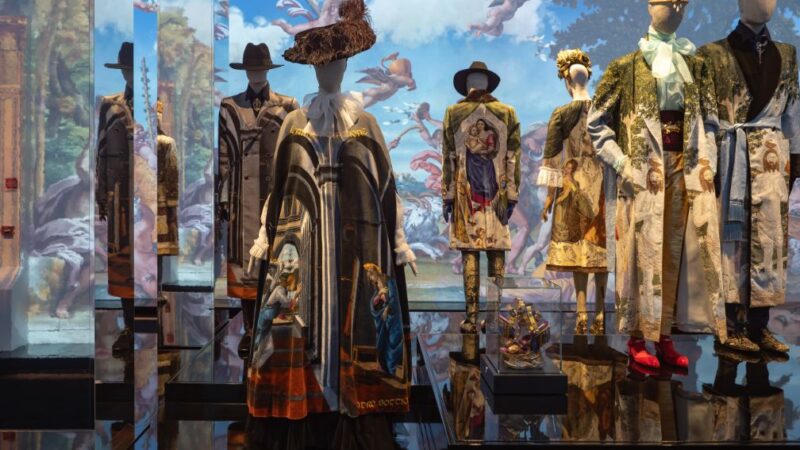 “Dal Cuore alle Mani: Dolce&Gabbana” – La grande mostra arriva a Roma